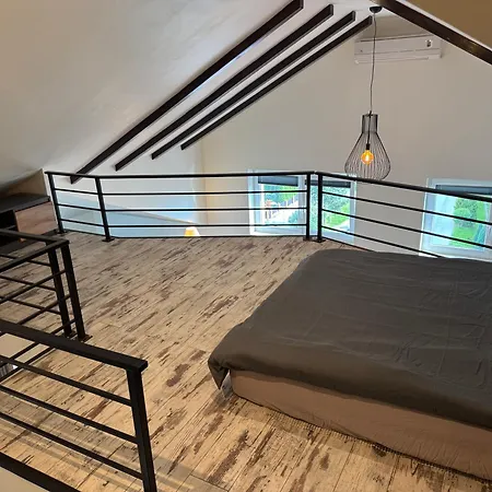Carpatia Loft Apartament *